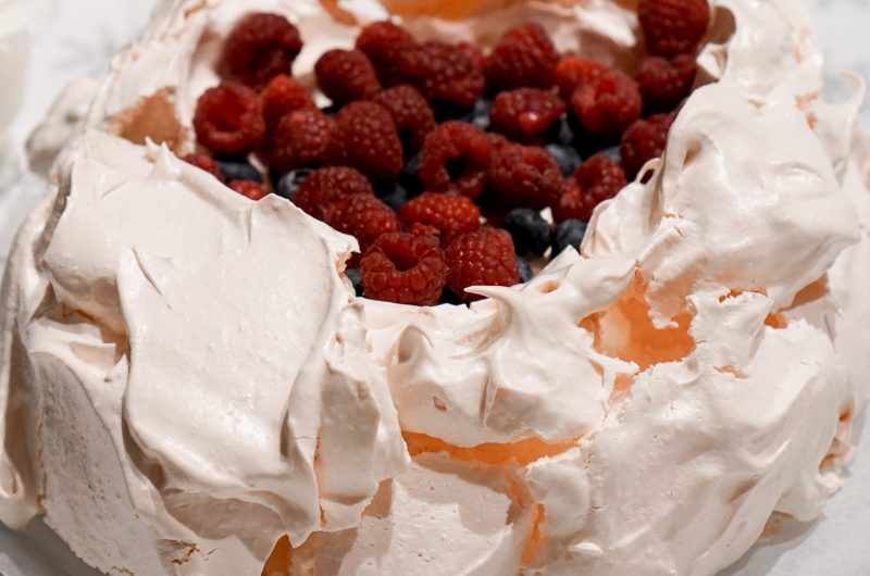 Air Fryer Vanilla Berry Pavlova